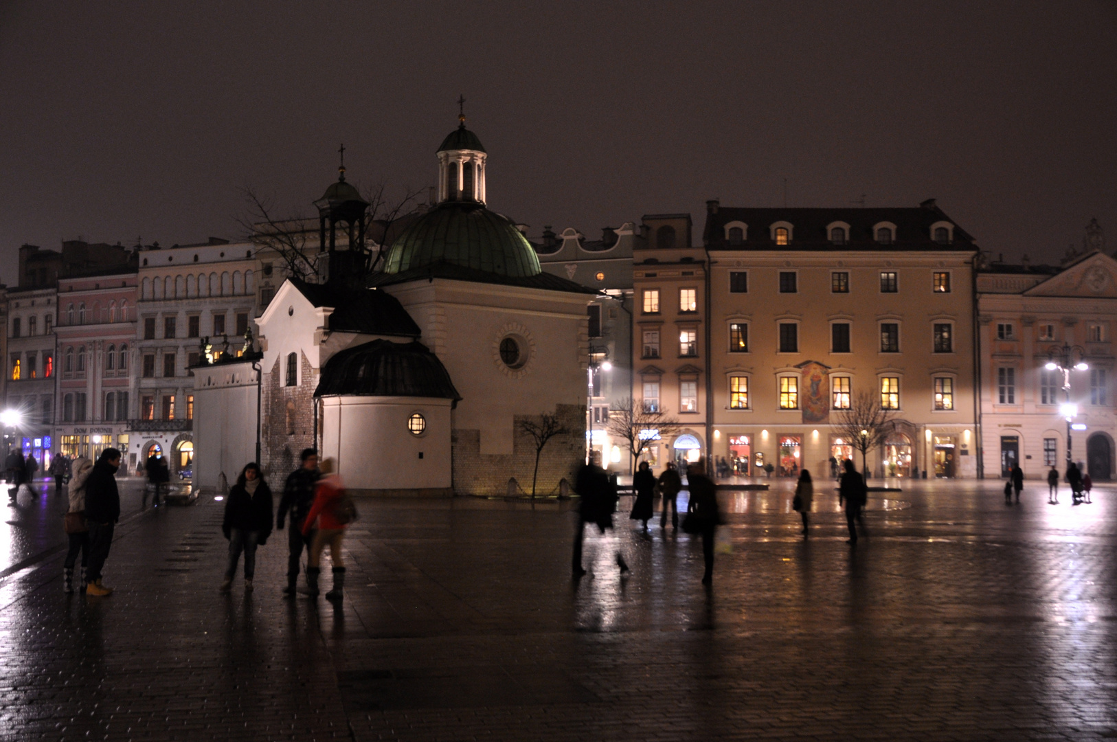 Cracow la nuit