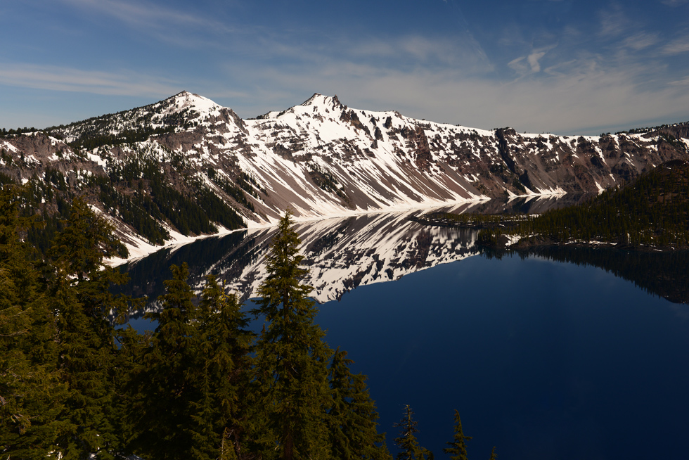 Crater Lake am Eröffnungstag der Straße vom Süd- zum Nordwesteingang.