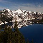 Crater Lake am Eröffnungstag der Straße vom Süd- zum Nordwesteingang.