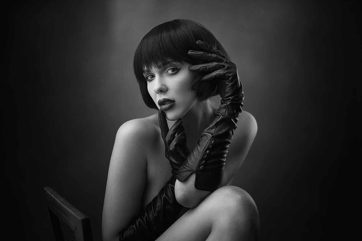 Creativ BlackandWhite Sensual Portrait Workshop