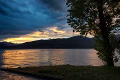 Crepuscolo a Caldè, lago Maggiore