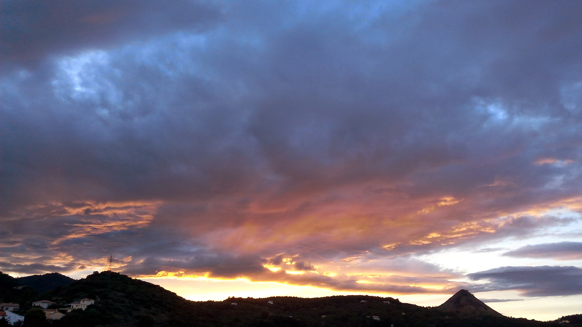 Crépuscule sur Alès