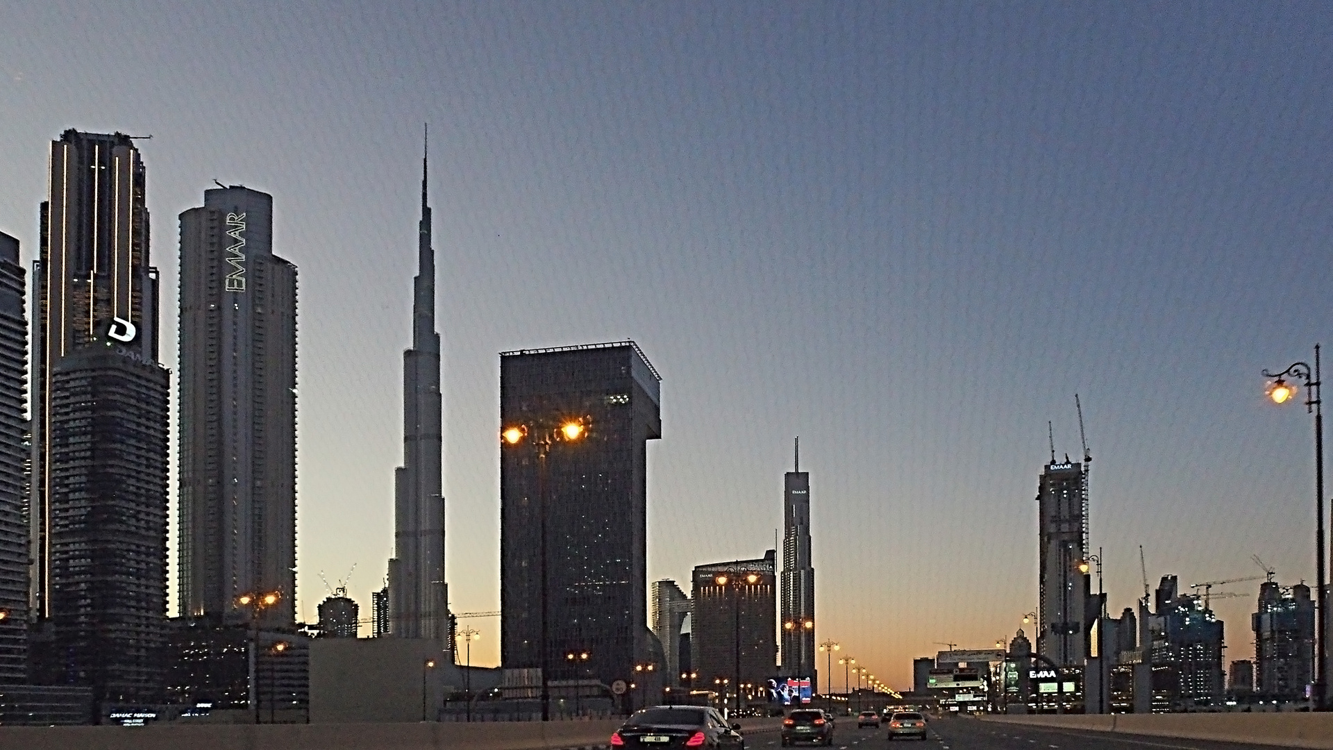 Crépuscule sur le centre de Dubaï