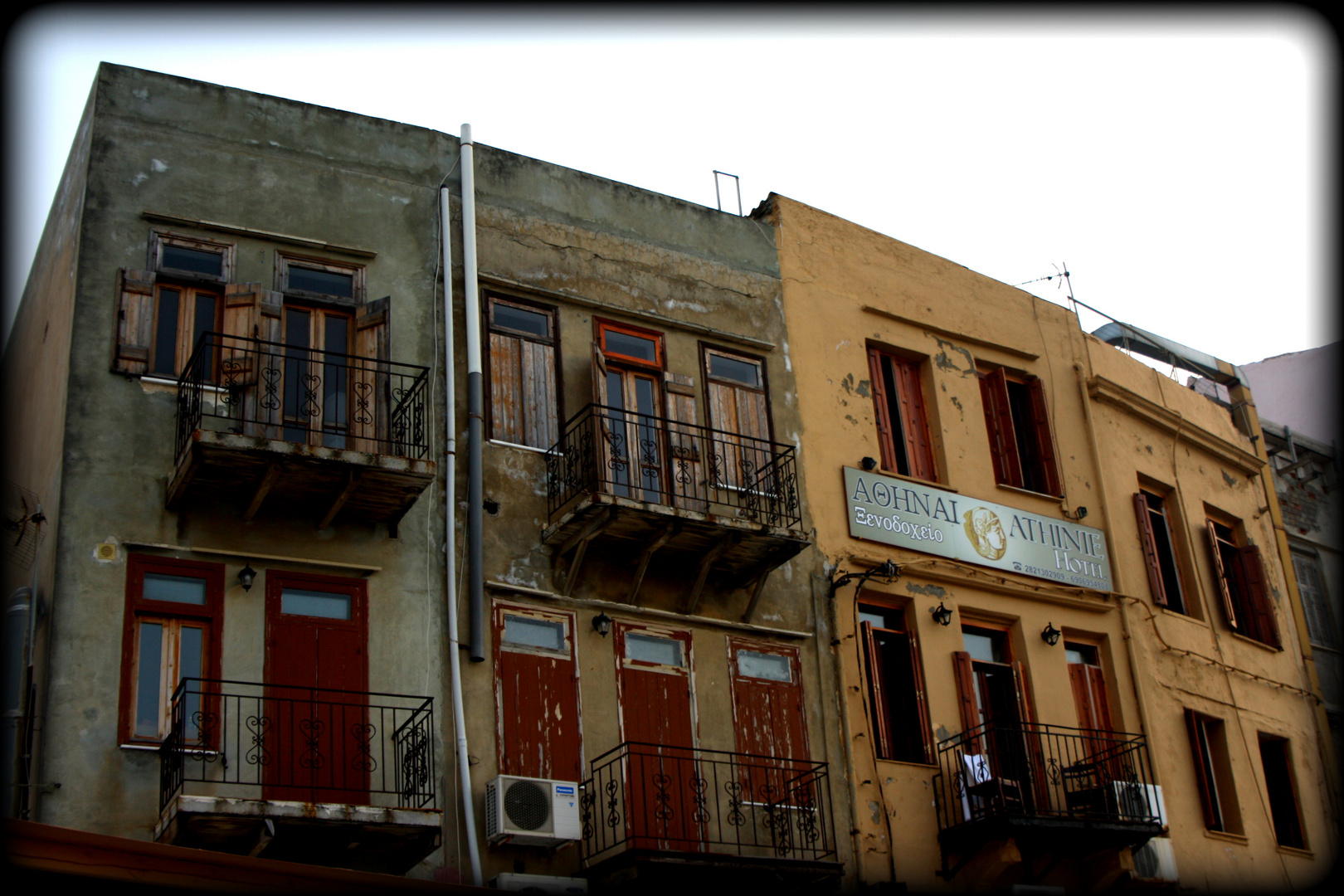 Cretan buildings