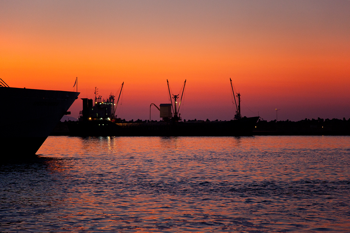 Crete - small Harbour ....