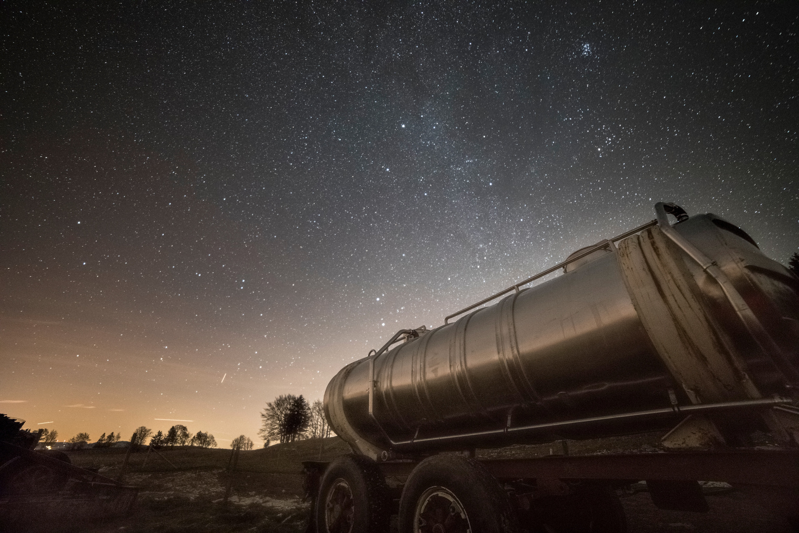 Creux-du-van by night