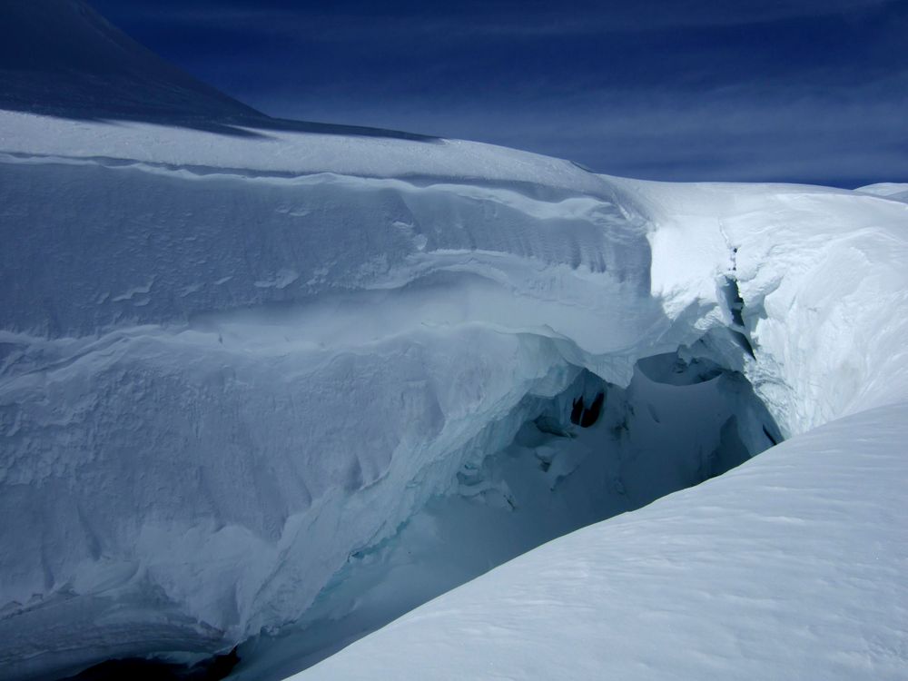 crevasse sur concordia, valais