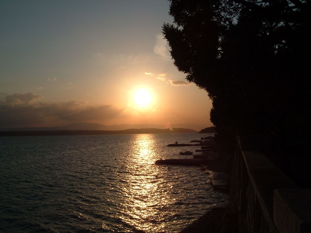 Crikvenica am Abend