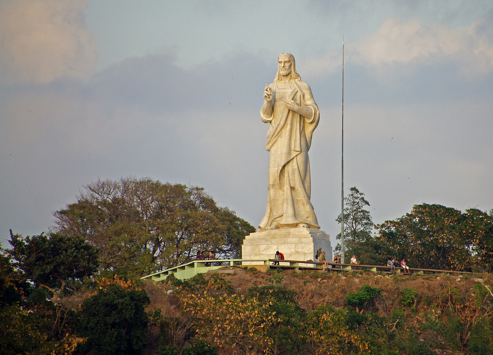 ..Cristo de La Habana..