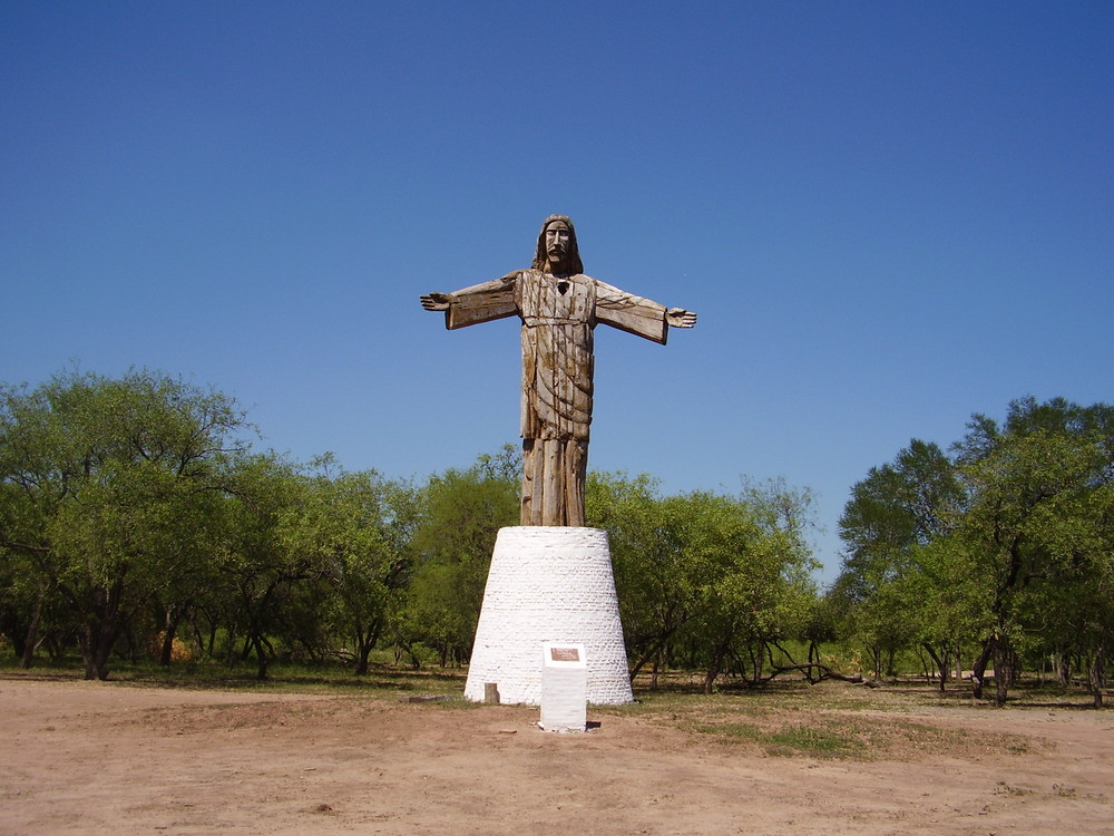 CRISTO REALIZADO EN PALO SANTO