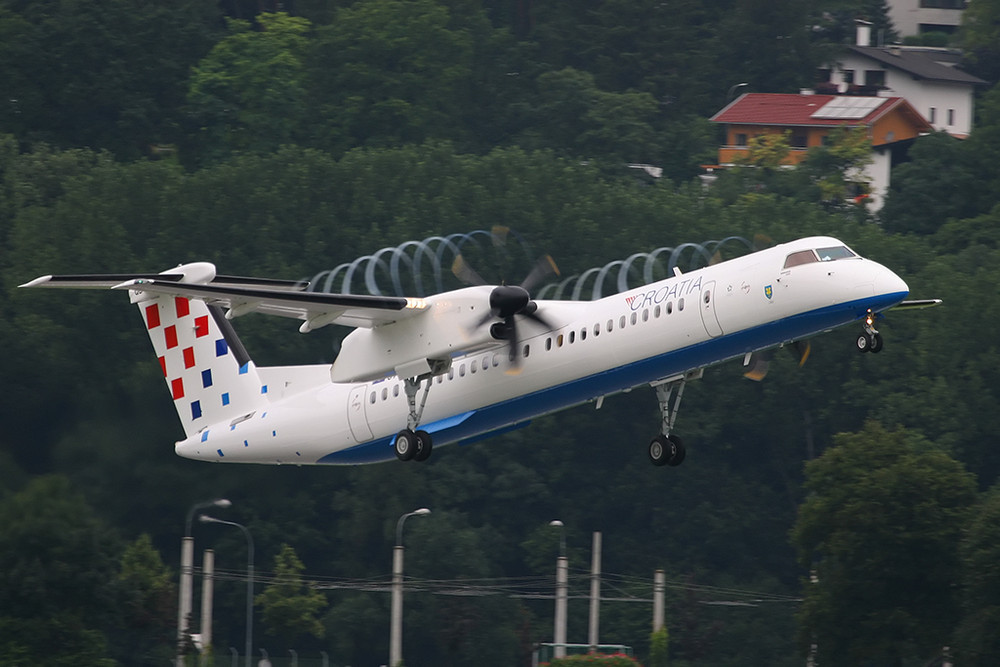 CROATIA AIRLINES - DASH 8-400