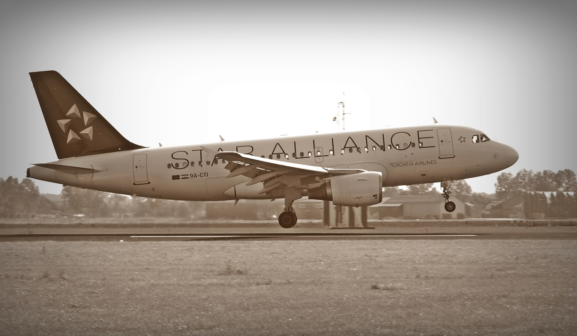 Croatia Airlines ( Star Alliance Livery )