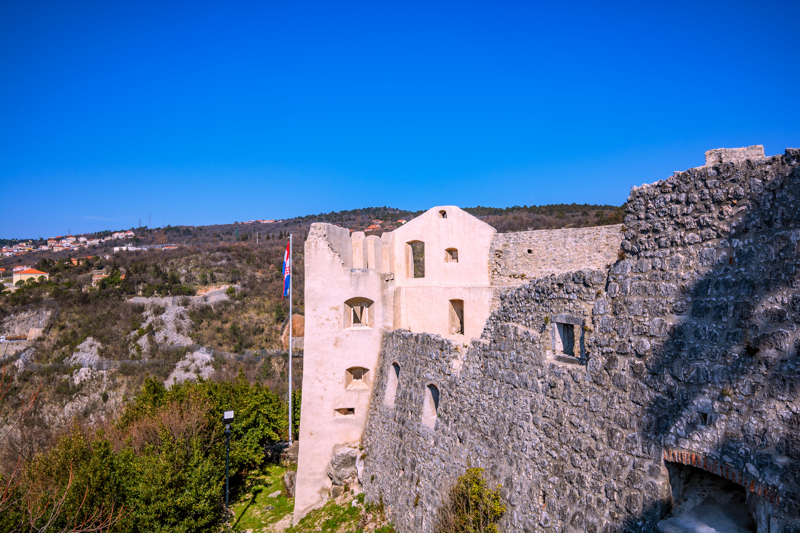 CROATIA : RUINS OF TRAST - RIJEKA