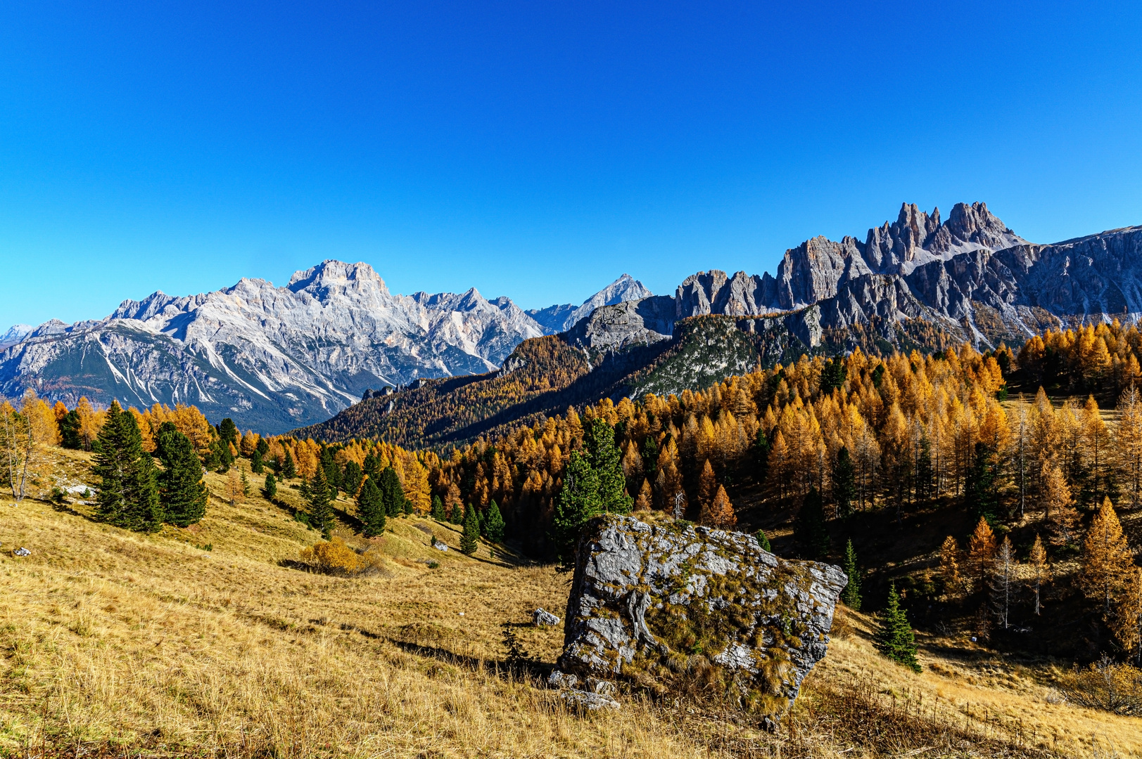 Croda da Lago