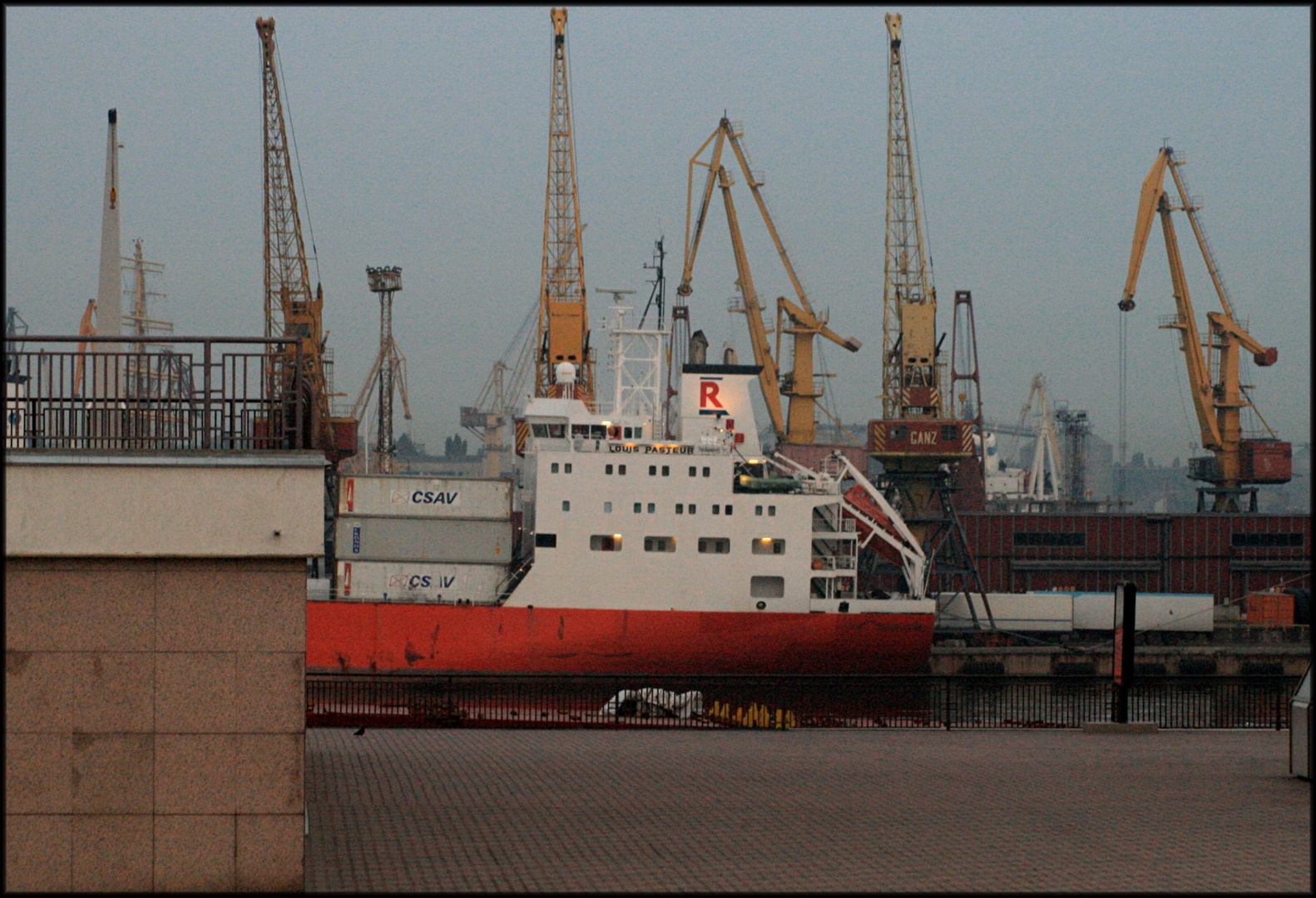 CROISIERE EN MER NOIRE (451)