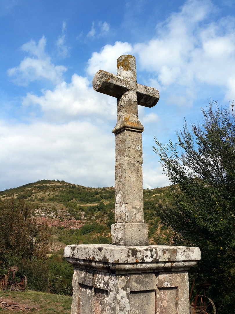 Croix dans l'Aveyron....