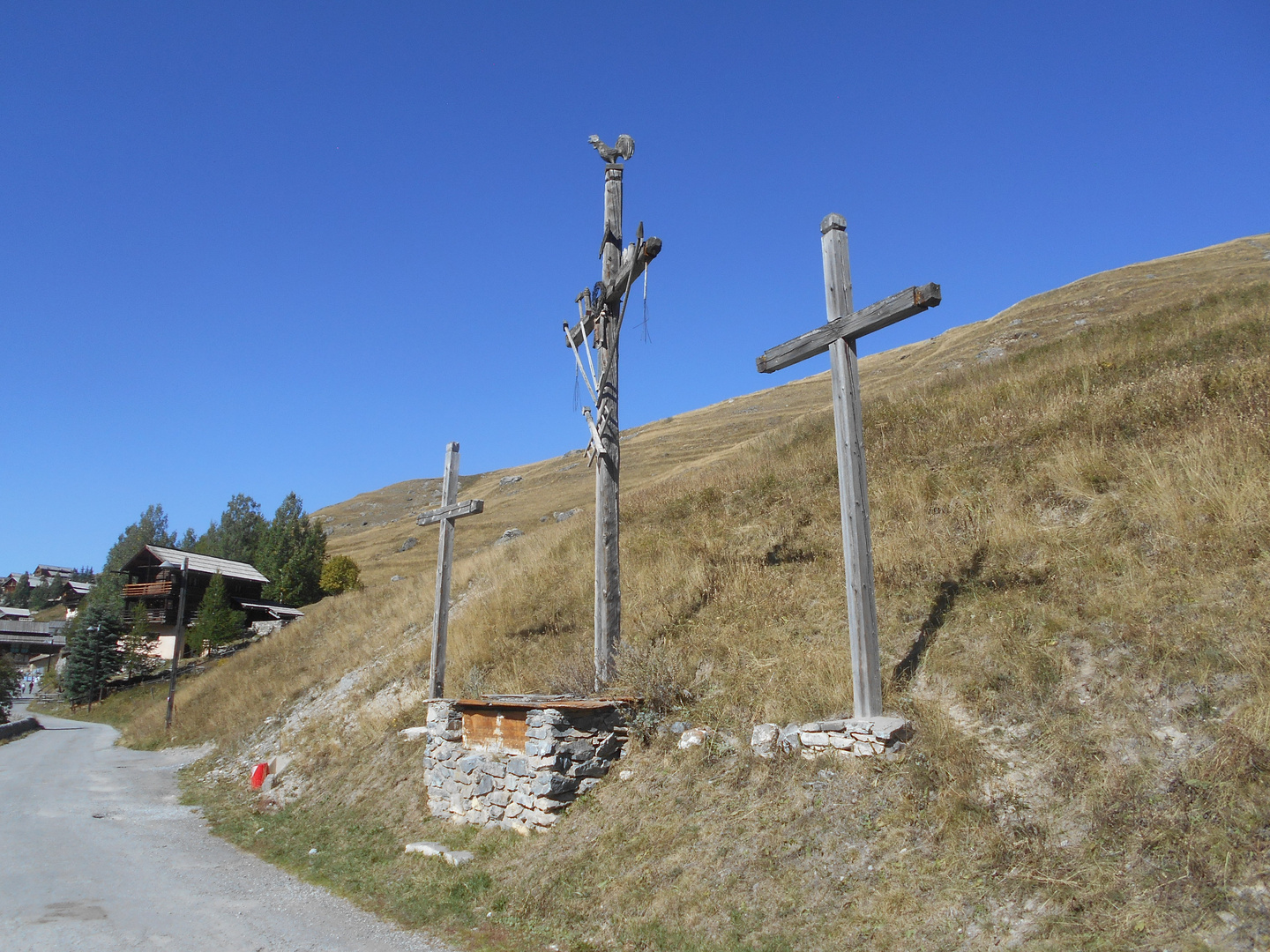 Croix de mission à Saint-Véran (Hautes-Alpes)