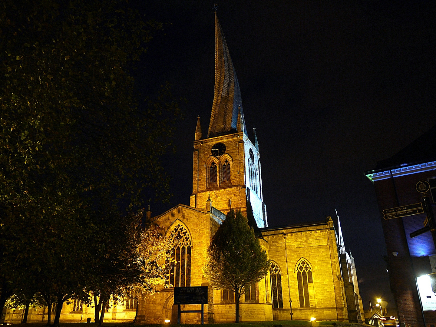 CROOKED SPIRE....CHESTERFIELD - DERBYSHIRE