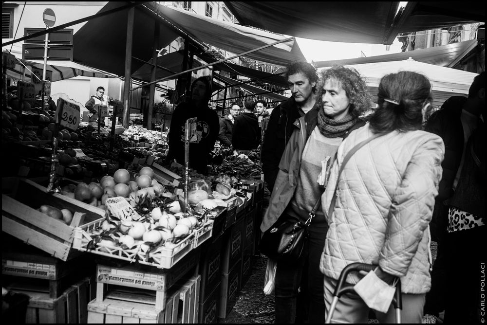 Crowd at the popular market