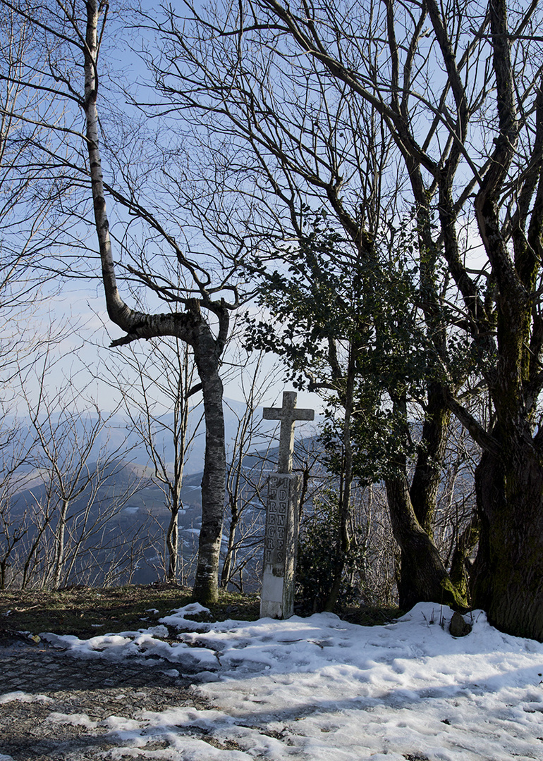 "CRUCEIRO EN O CEBREIRO"