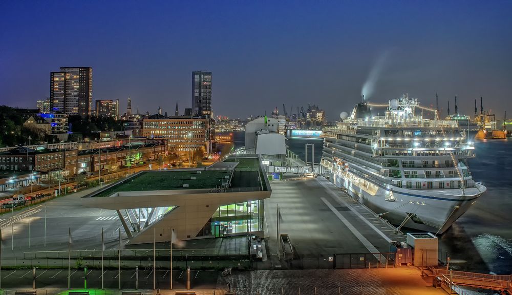 hamburg cruise terminal altona