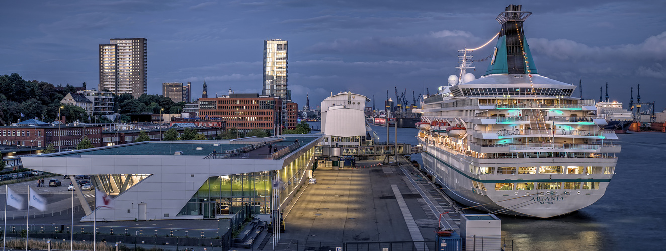 Cruise Center in Altona 