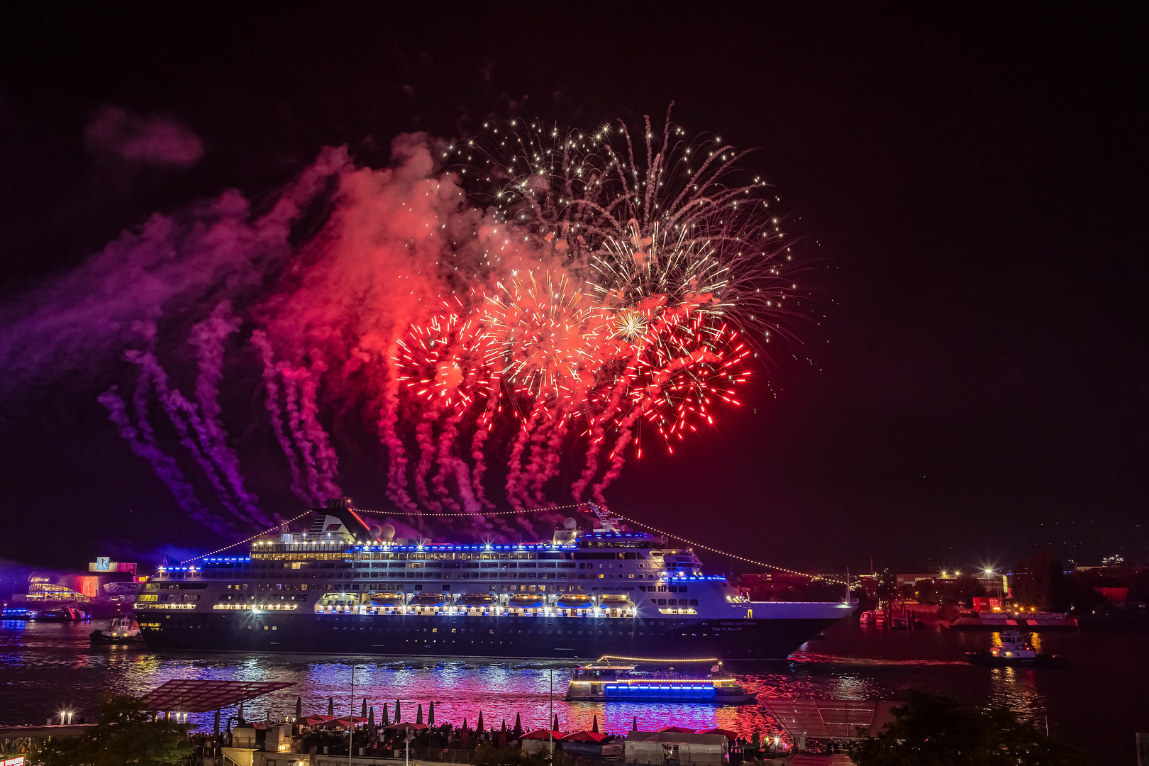 Cruise Days - Feuerwerk 2