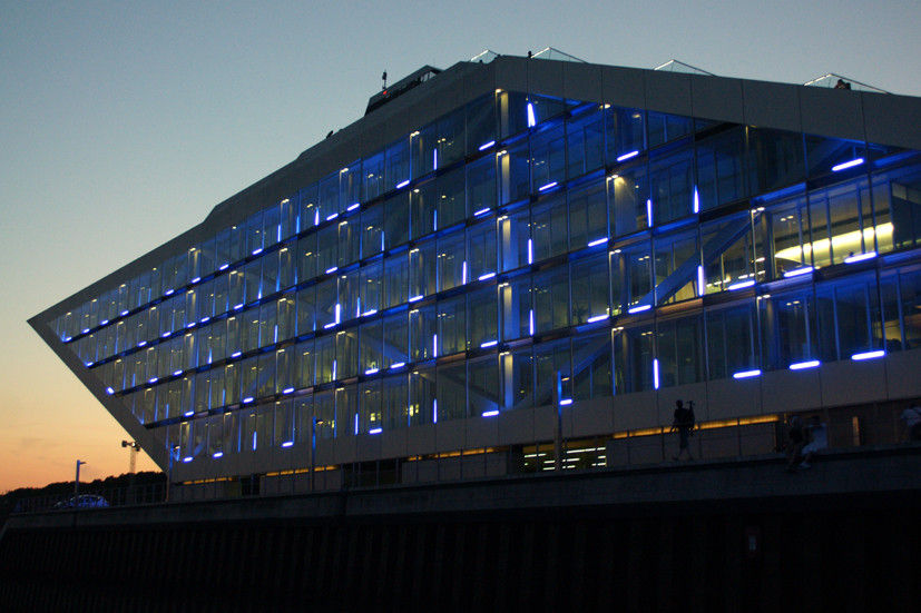 Cruise Days in Hamburg in blau 01