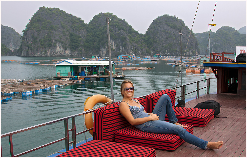 Cruise Halong Bay