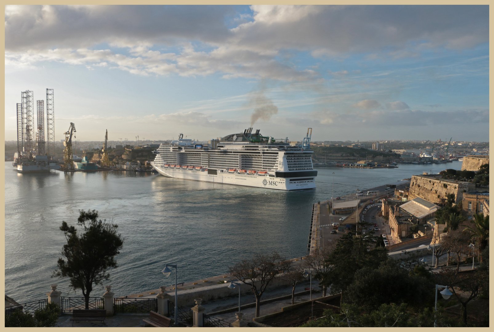 cruiseliner in the grand harbour valletta