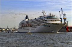 "CRYSTAL SYMPHONY"....