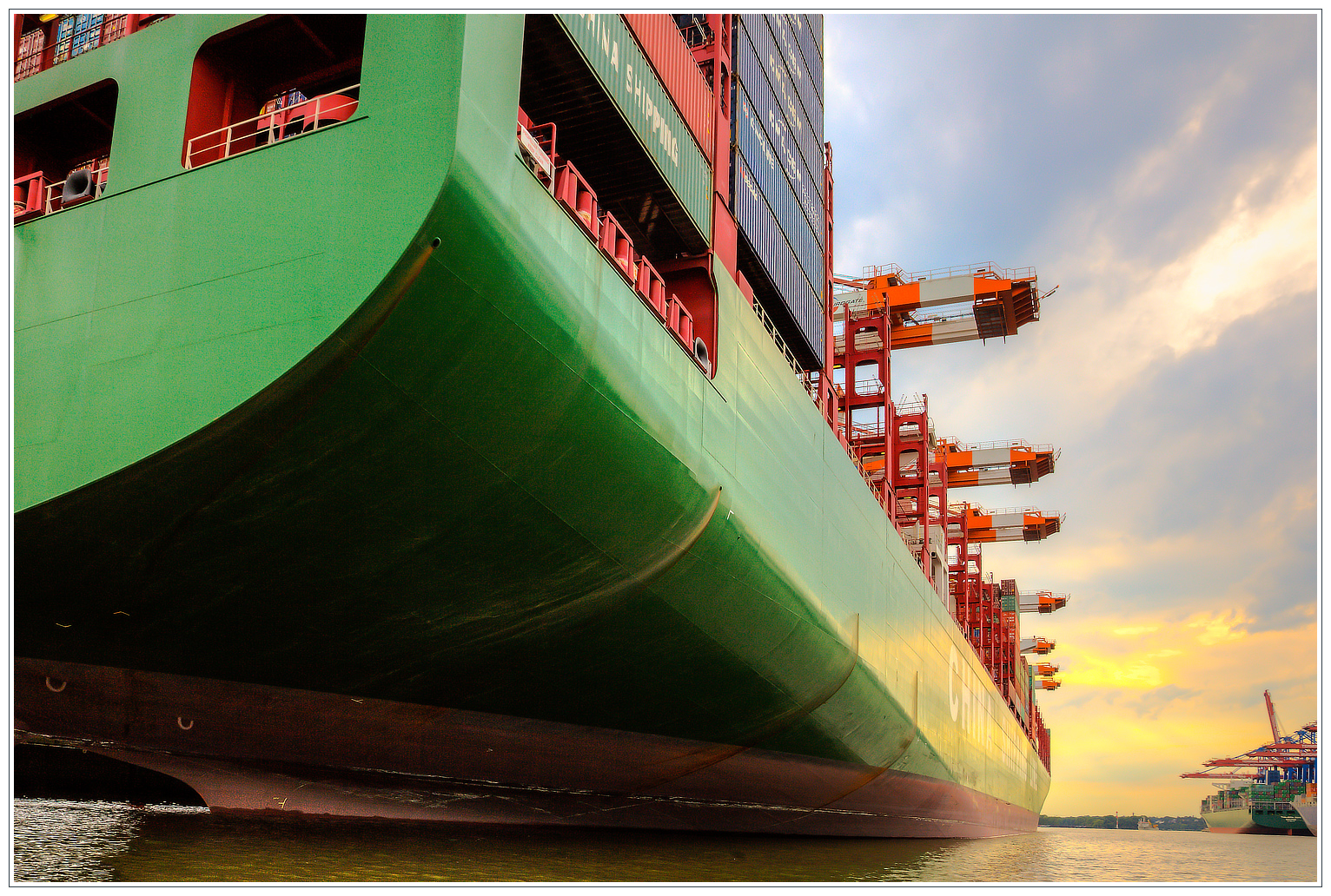 CSCL Arctic Ocean 