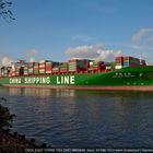 CSCL EAST CHINA SEA beim Erstanlauf in Hamburg