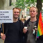 CSD 2011. Hach, der Gregor hat aber auch immer eine Fahne