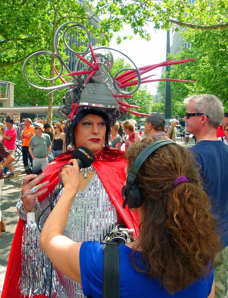 CSD 2013. Was meinst Du mit "Weltlage"?