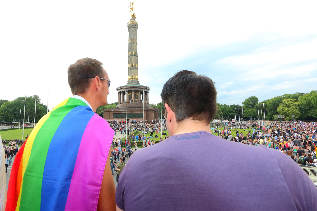 CSD 2015 Berlin - Blick auf den Großen Stern und die Siegessäule