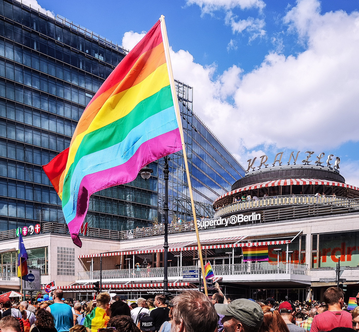 CSD 2019. Somewhere under the rainbow 