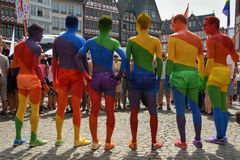 CSD in Frankfurt 2015 - Aufstellung auf dem Römerberg