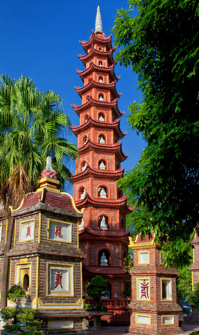 Cua Tran Quoc  Pagode