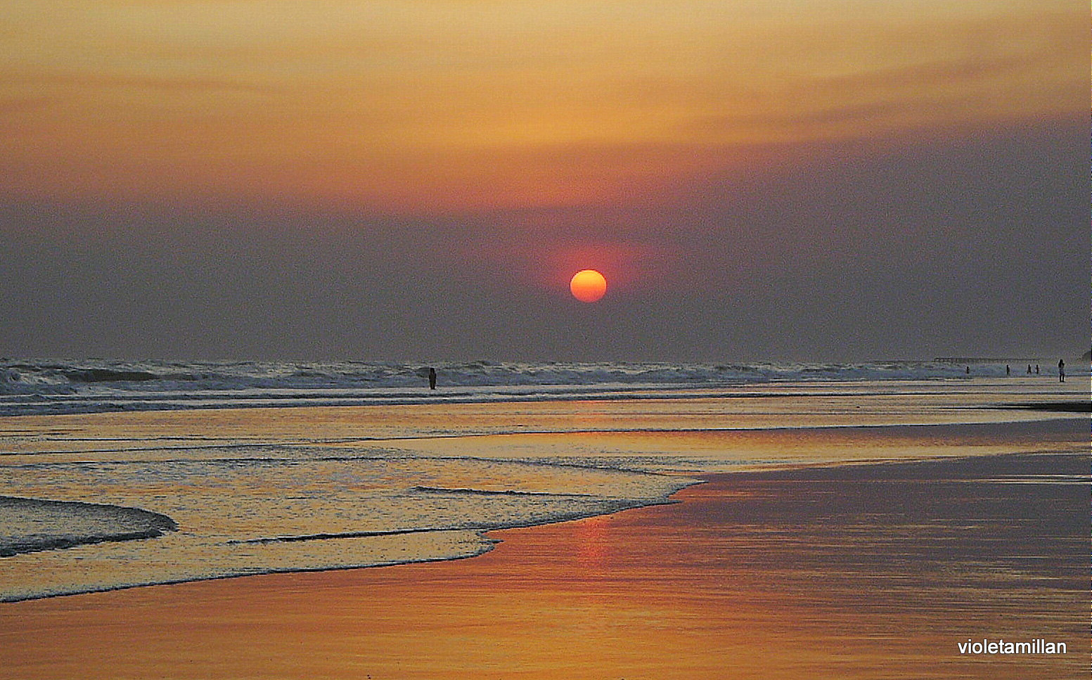 CUANDO EL SOL SE PUSO ROJO