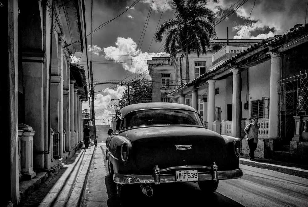 Cuba Car B&W 