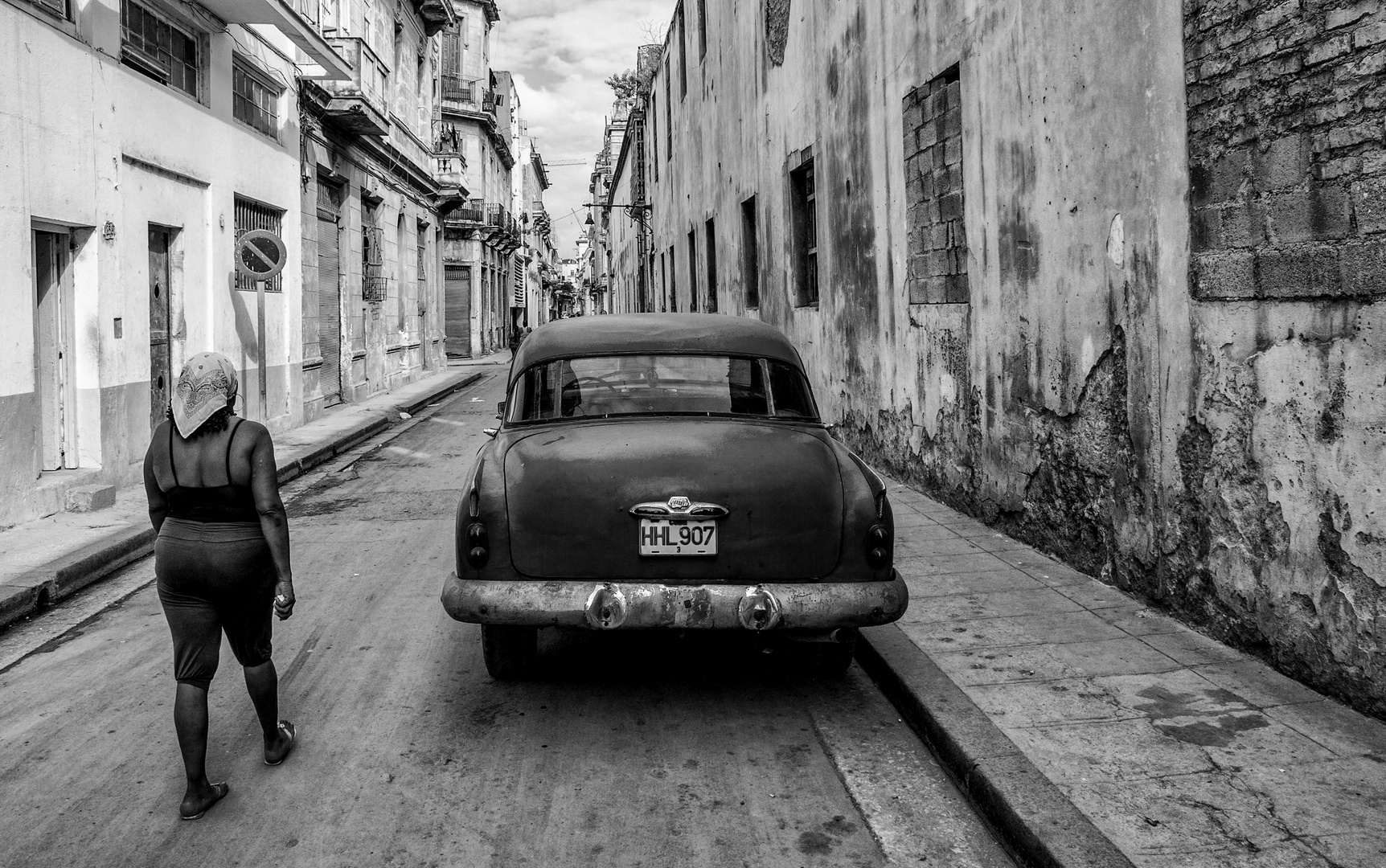 Cuba Car B&W No. (1)