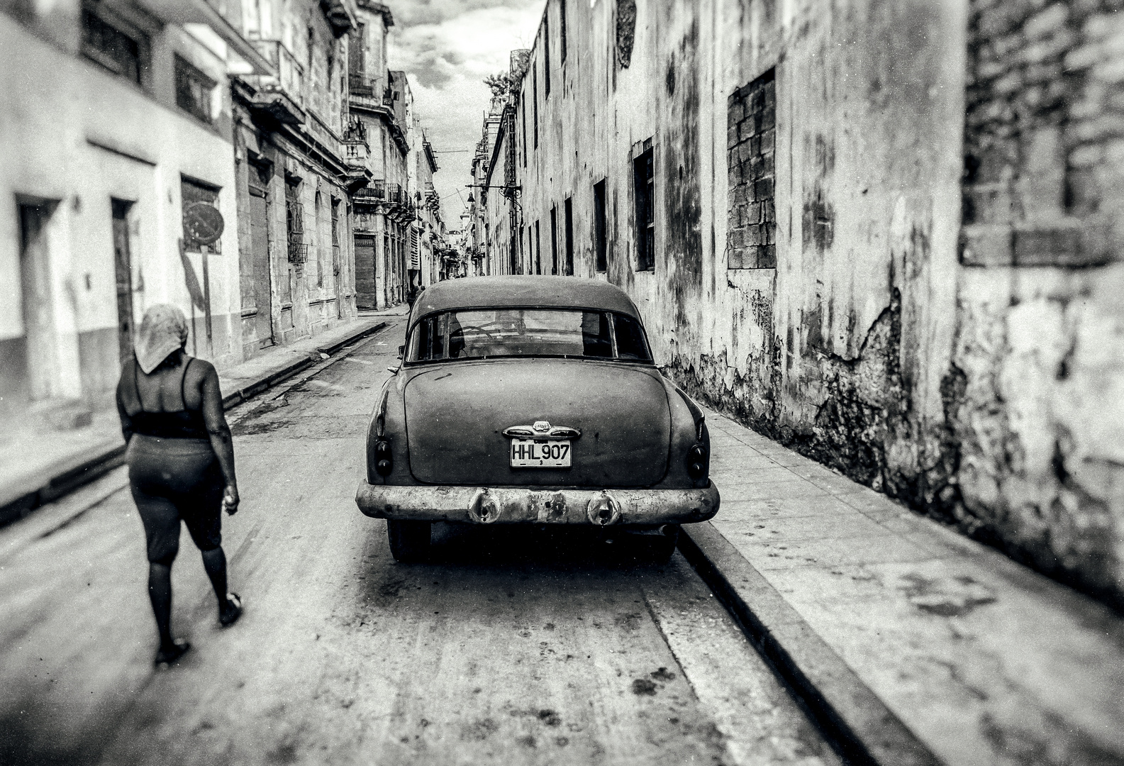 Cuba Car B&W No. 1