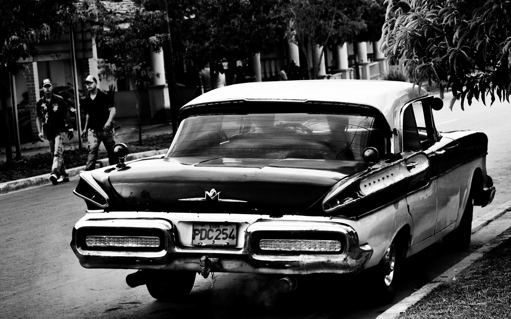 Cuba Car B&W No.10