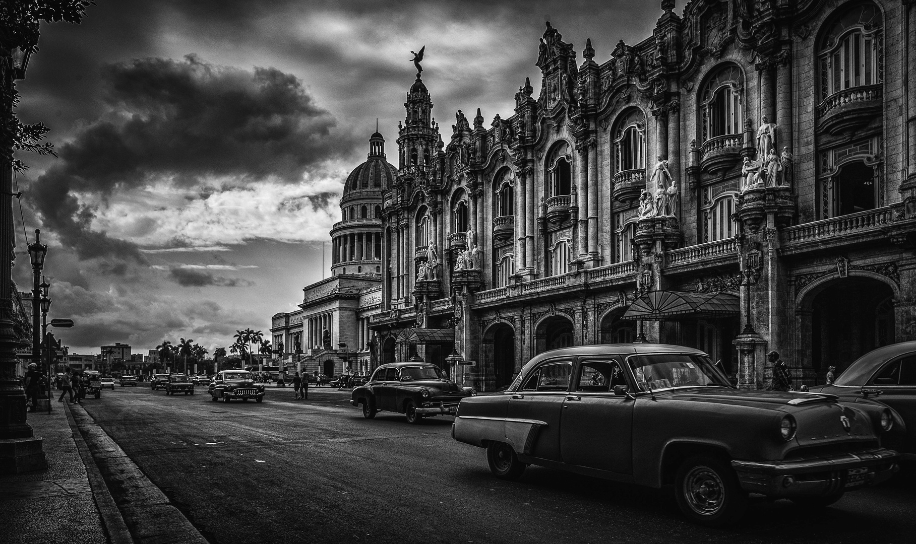 Cuba Car B&W No.14