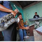 Cuba Holguin : street music