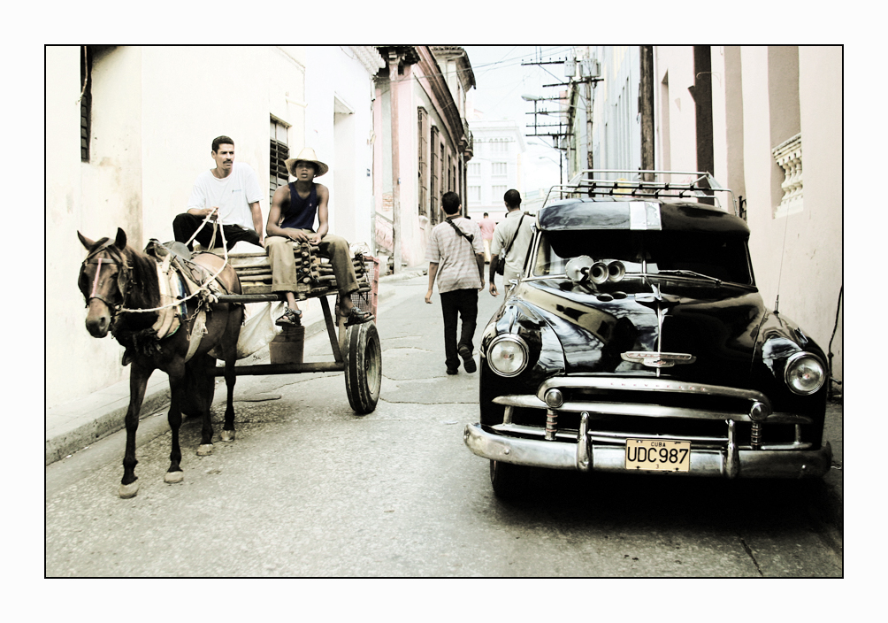 CUBA – motores de caballos