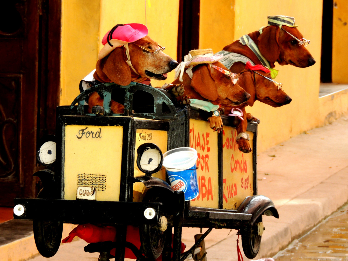 Cuba on Street