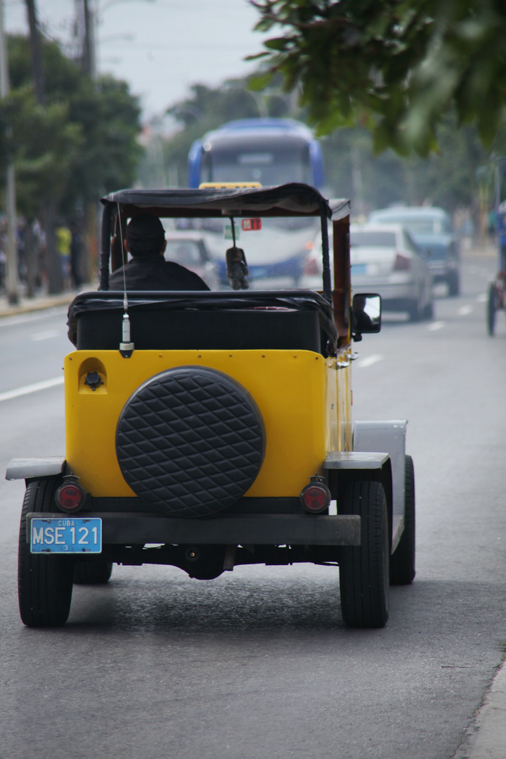 Cuba Traffic - 2012