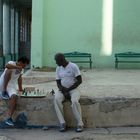 Cubans playing chess at Malecón, Havanna